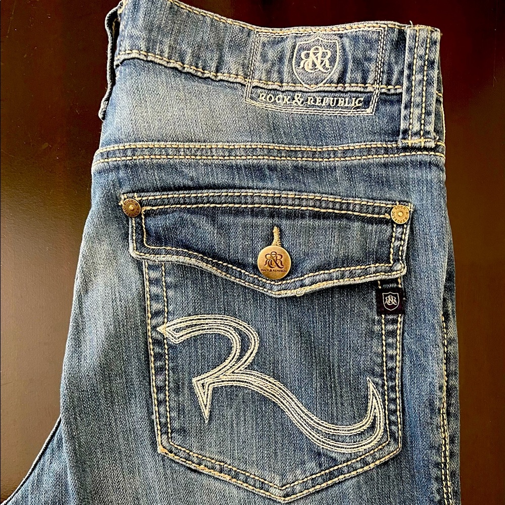 Authentic Rock & Republic, size 34x29